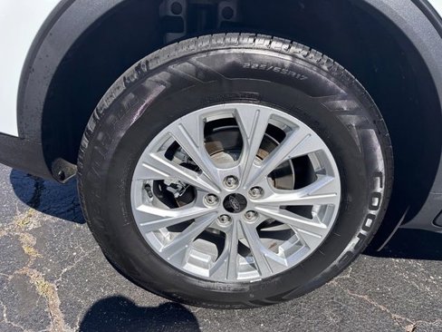 Used 2024 Ford Escape Active image 12