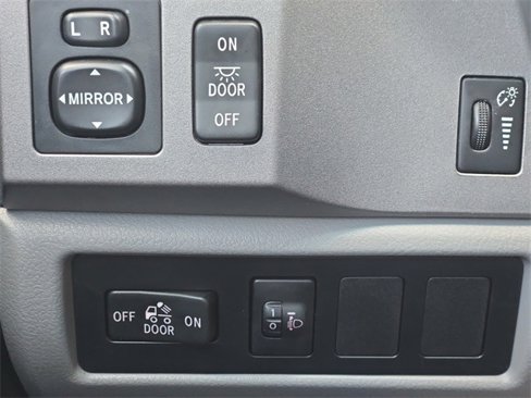 Used 2012 Toyota Tundra 2WD Double Cab image 23