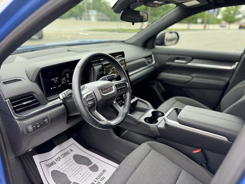 Used 2025 GMC Terrain Elevation image 14