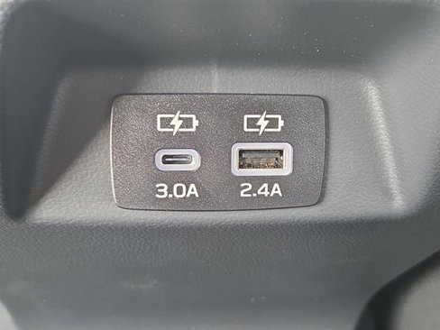 Used 2025 Subaru Crosstrek 2.5i Premium image 12