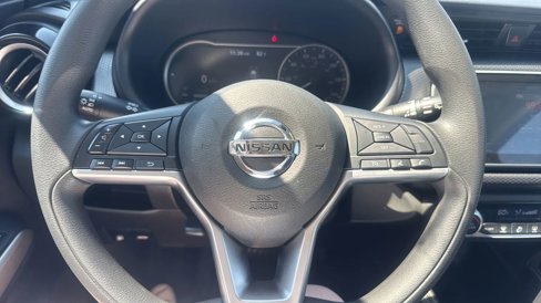 Used 2020 Nissan Kicks SV image 17