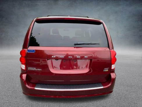 Used 2019 Dodge Grand Caravan GT image 6