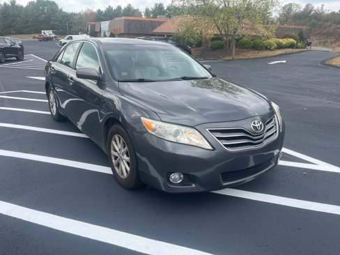 Used 2010 Toyota Camry XLE image 7