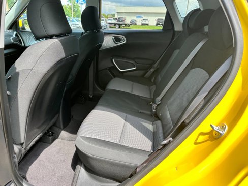 Used 2020 Kia Soul LX image 12