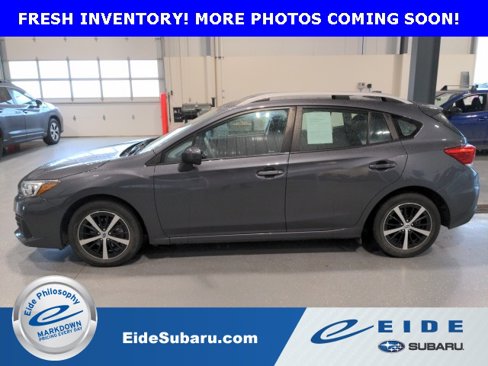 Used 2021 Subaru Impreza 2.0i Premium image 4