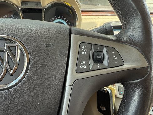Used 2012 Buick LaCrosse Leather image 27