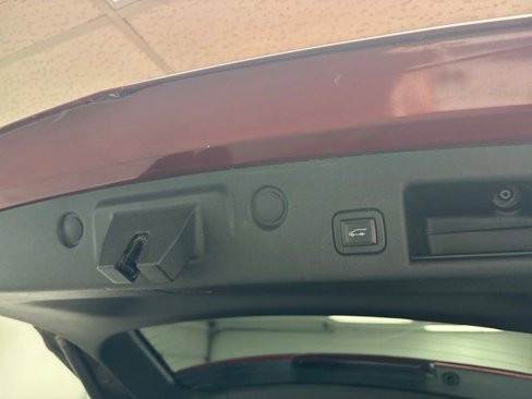 Used 2019 Chevrolet Equinox LT image 27