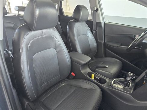 Used 2018 Hyundai Kona Limited image 17