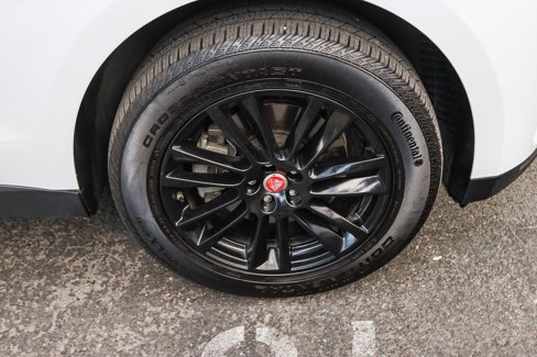 Used 2020 Jaguar F-PACE Prestige image 12