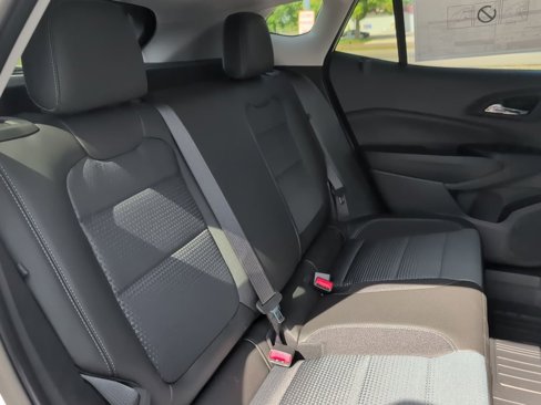 New 2025 Chevrolet Trax LT w/ LT Convenience Package image 27