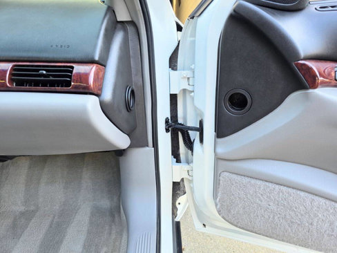 Used 2005 Buick Le Sabre Limited image 37