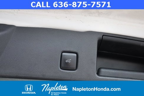 Used 2022 Ford Escape SEL image 26