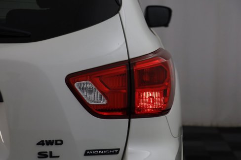 Used 2018 Nissan Pathfinder SL w/ Midnight Edition Package image 29