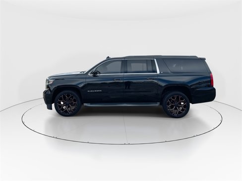 Used 2015 Chevrolet Suburban LT image 5