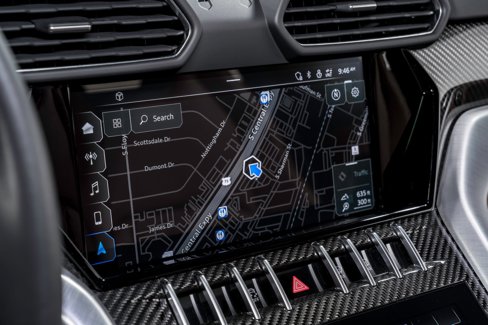 Used 2022 Lamborghini Urus image 25