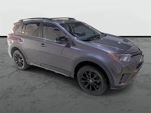 Used 2018 Toyota RAV4 XLE image 5