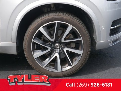 Used 2018 Volvo XC90 T6 Momentum w/ Convenience Package image 46