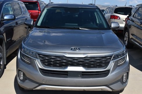 Used 2021 Kia Seltos SX w/ SX Sunroof Package image 2