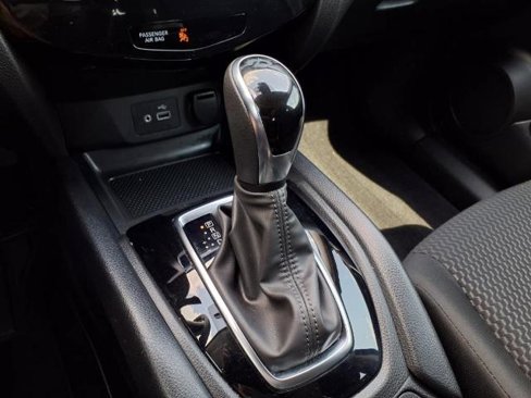Certified 2022 Nissan Rogue Sport S image 8