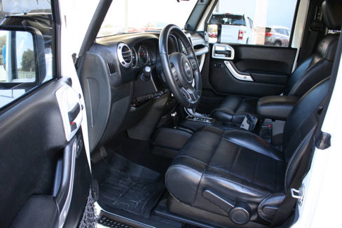 Used 2012 Jeep Wrangler Sahara w/ Connectivity Group image 13