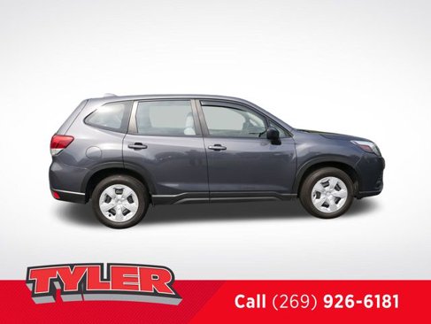 Used 2023 Subaru Forester image 9