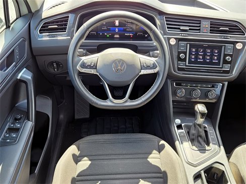 Used 2024 Volkswagen Tiguan S image 12