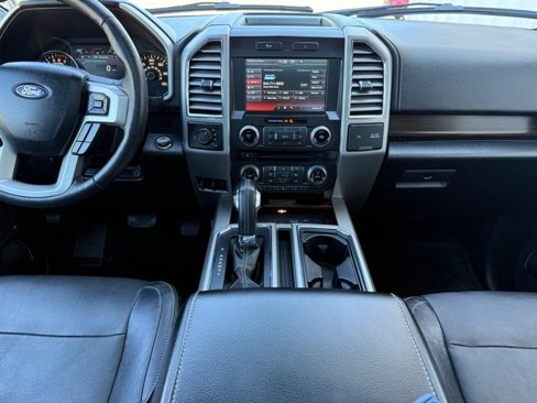 Used 2015 Ford F150 Lariat w/ Equipment Group 502A Luxury image 10