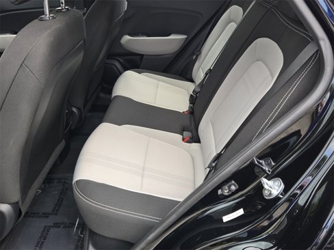 Certified 2025 Hyundai Venue SEL image 11