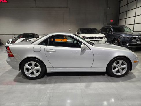 Used 2002 Mercedes-Benz SLK 320 image 11