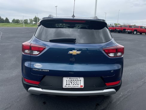 Used 2021 Chevrolet TrailBlazer LT w/ Convenience Package image 4