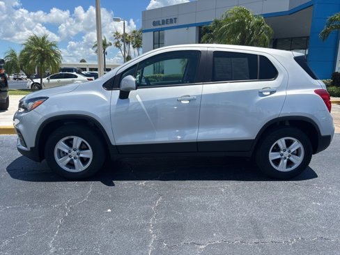 Used 2022 Chevrolet Trax LS w/ Tint and Cruise Package image 3