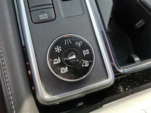 Used 2022 Nissan Pathfinder SL w/ SL Premium Package image 24