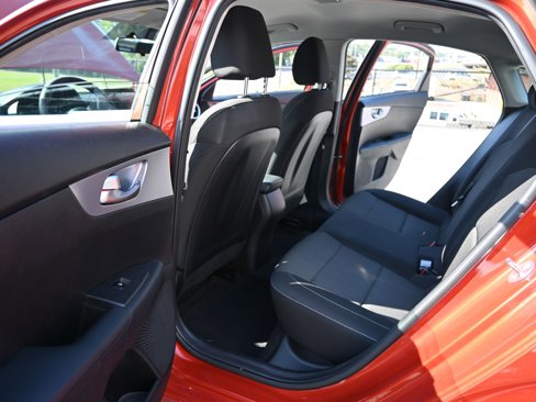 Used 2022 Kia Forte LXS image 29