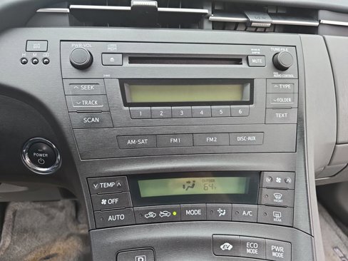 Used 2010 Toyota Prius Two image 19