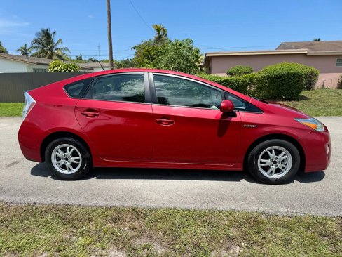 Used 2011 Toyota Prius One image 6