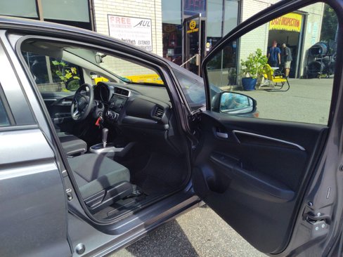 Used 2020 Honda Fit LX image 18