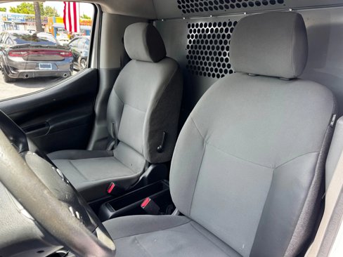 Used 2021 Nissan NV200 S image 20