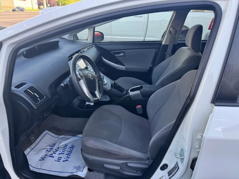 Used 2014 Toyota Prius One image 11