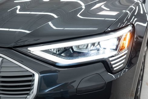 Used 2021 Audi e-tron Premium image 45