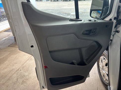 Used 2021 Ford Transit 250 Low Roof image 9