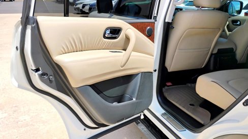 Used 2020 Nissan Armada SL image 14