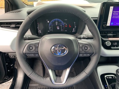 New 2026 Toyota Corolla SE image 25