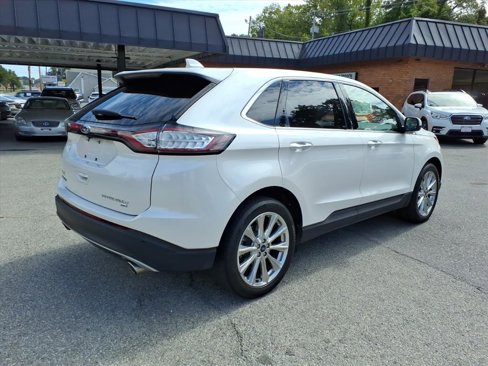 Used 2018 Ford Edge Titanium w/ Equipment Group 301A image 3