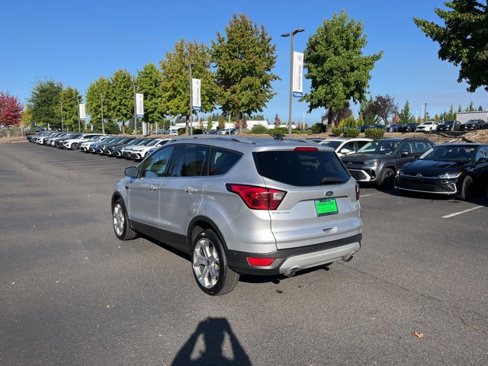 Used 2019 Ford Escape Titanium image 4