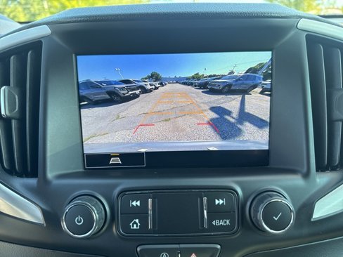 Used 2022 GMC Terrain SLT image 15