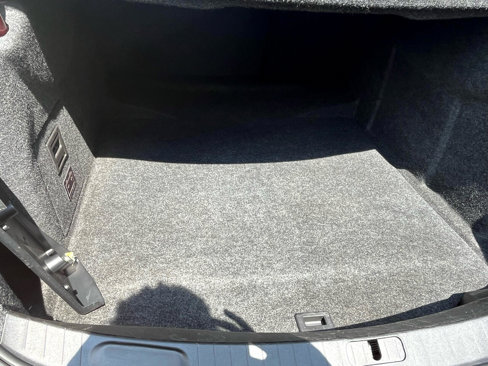 Used 2019 Chevrolet Impala LT image 18
