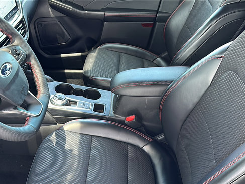 Used 2024 Ford Escape ST-Line w/ Tech Pack #1 image 10