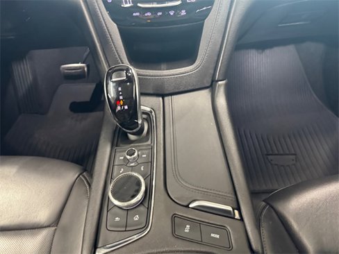 Used 2020 Cadillac XT6 Sport image 16
