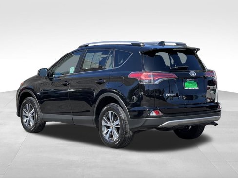 Certified 2017 Toyota RAV4 XLE image 3