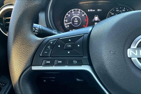Used 2023 Nissan Kicks SV image 16
